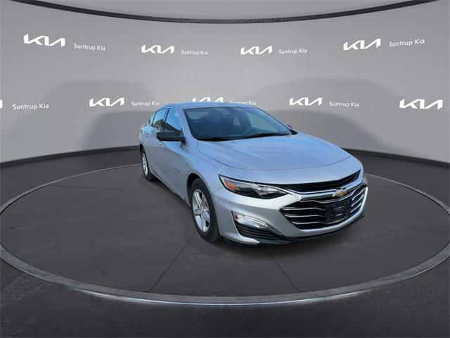 used 2020 Chevrolet Malibu car, priced at $16,995