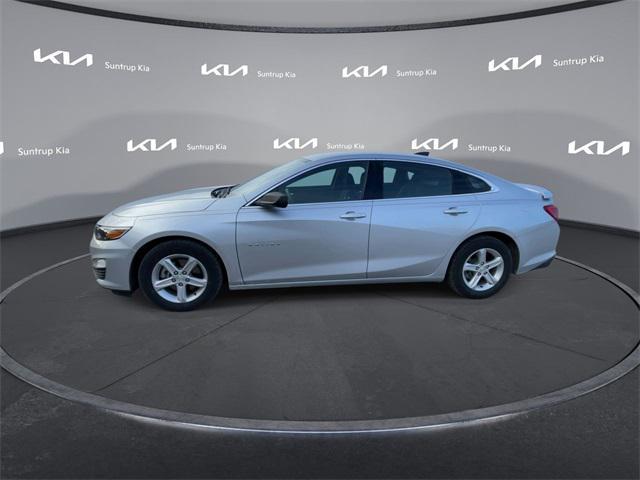 used 2020 Chevrolet Malibu car, priced at $16,995