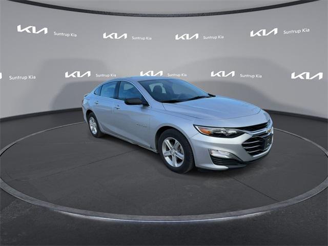 used 2020 Chevrolet Malibu car, priced at $16,995