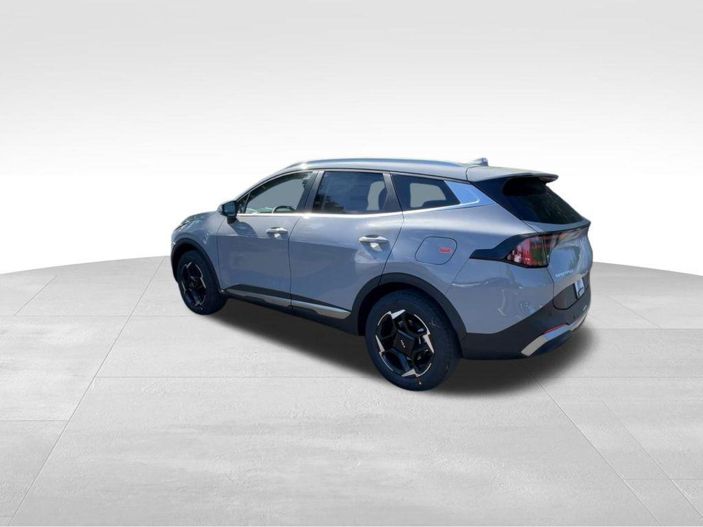 used 2026 Kia Sportage Hybrid car, priced at $33,195