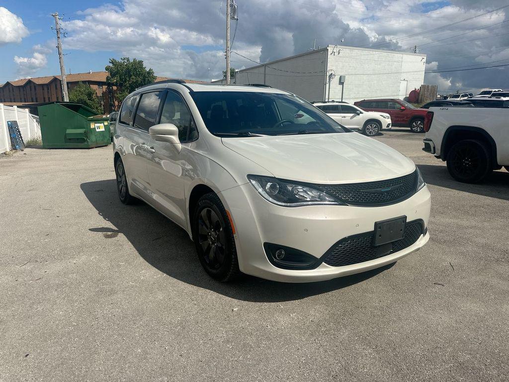 used 2020 Chrysler Pacifica Hybrid car, priced at $24,685