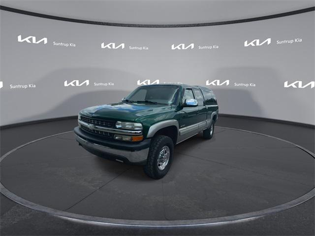 used 2000 Chevrolet Silverado 2500 car, priced at $10,995