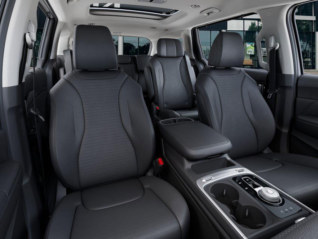 new 2026 Kia Carnival Hybrid car, priced at $54,085
