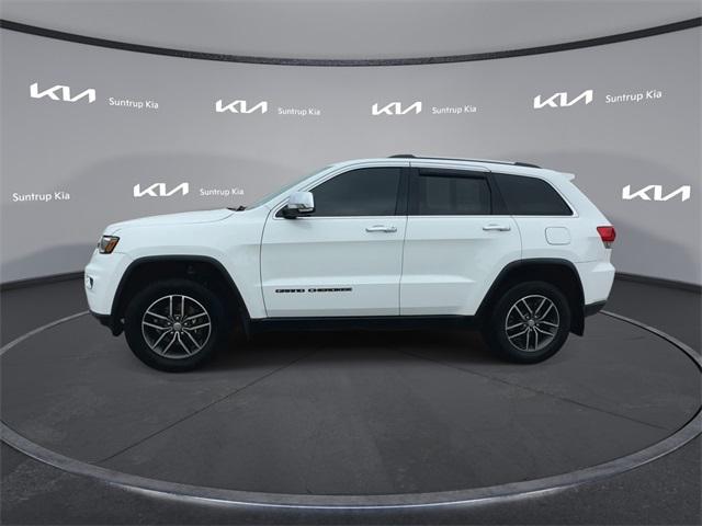 used 2017 Jeep Grand Cherokee car, priced at $17,495