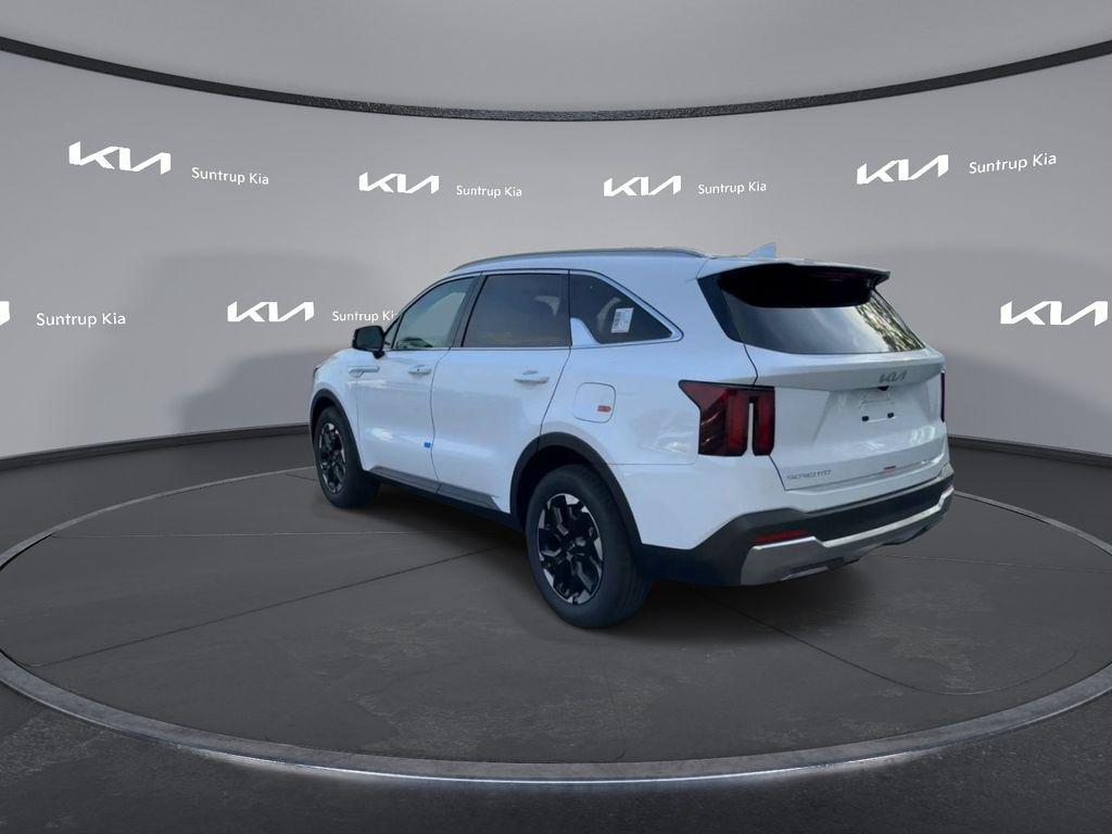 used 2025 Kia Sorento car, priced at $35,327