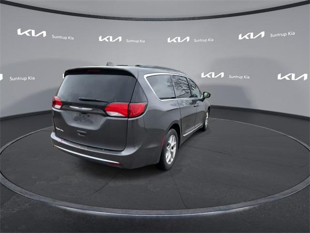 used 2017 Chrysler Pacifica car, priced at $13,995