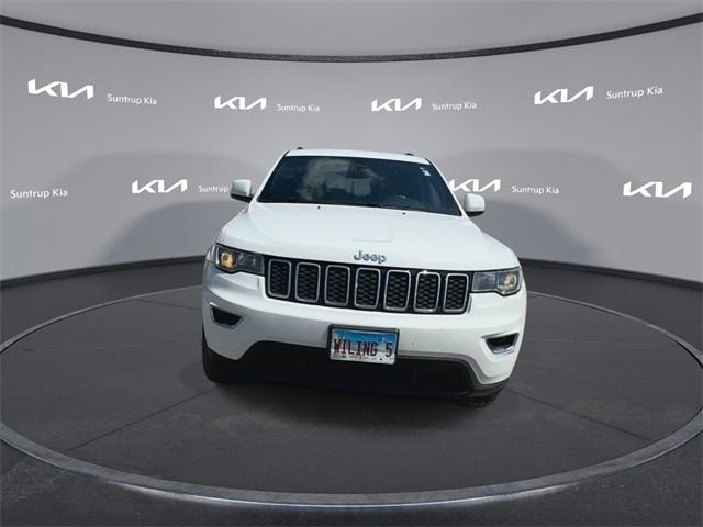 used 2017 Jeep Grand Cherokee car, priced at $15,565
