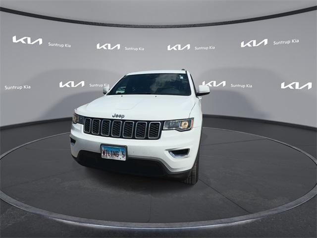 used 2017 Jeep Grand Cherokee car, priced at $15,565