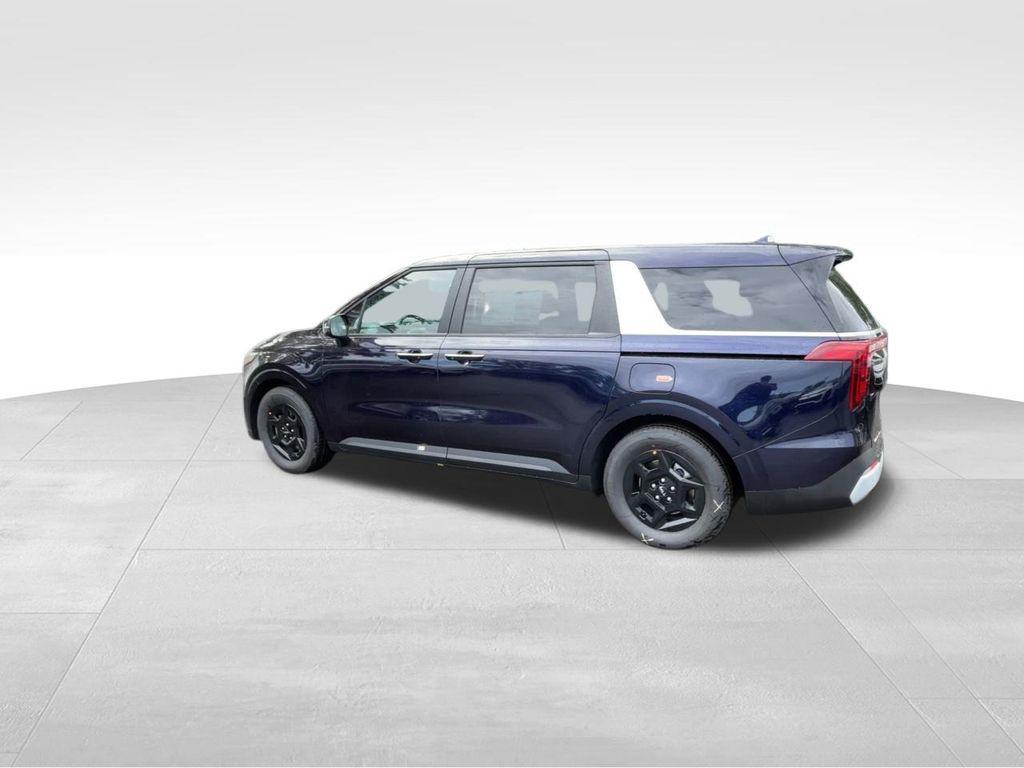 used 2026 Kia Carnival car, priced at $38,392