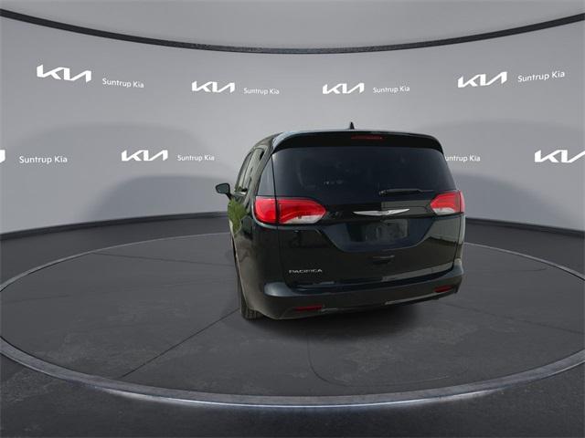 used 2017 Chrysler Pacifica car, priced at $12,995