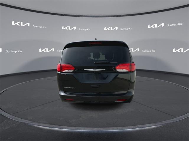 used 2017 Chrysler Pacifica car, priced at $12,995