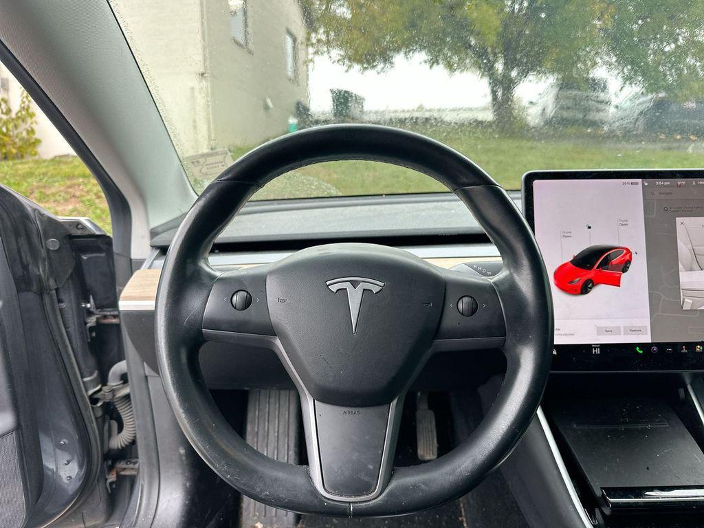 used 2019 Tesla Model 3 car