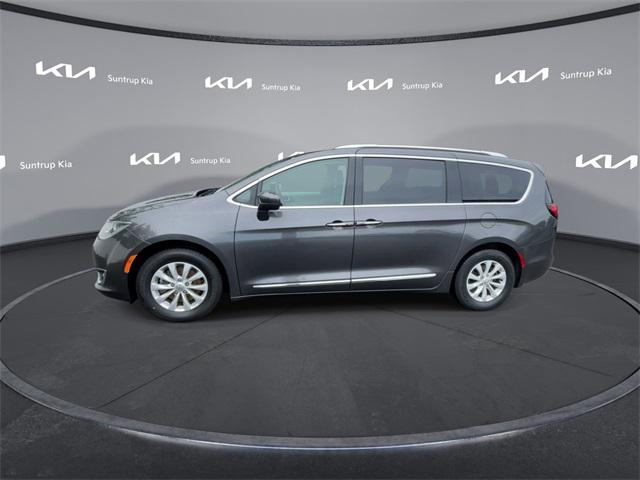 used 2018 Chrysler Pacifica car, priced at $14,735