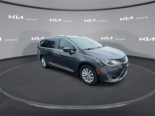 used 2018 Chrysler Pacifica car, priced at $14,735