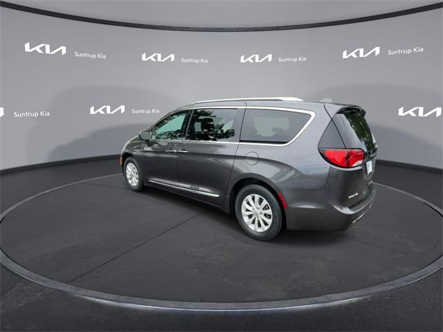 used 2018 Chrysler Pacifica car, priced at $14,735