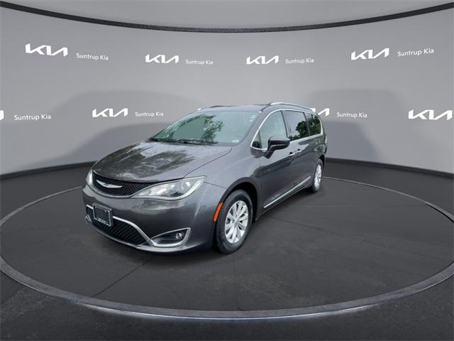 used 2018 Chrysler Pacifica car, priced at $14,735