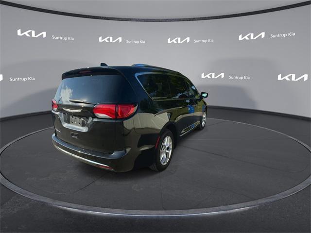 used 2017 Chrysler Pacifica car, priced at $12,753