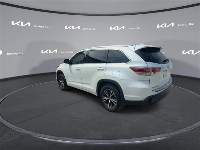 used 2016 Toyota Highlander car, priced at $20,995