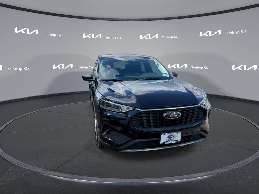 used 2024 Ford Escape car, priced at $21,995