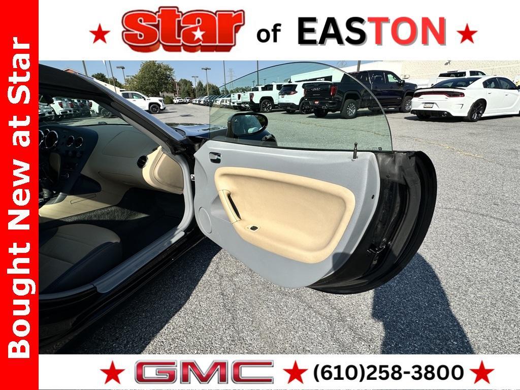 used 2007 Pontiac Solstice car, priced at $11,493
