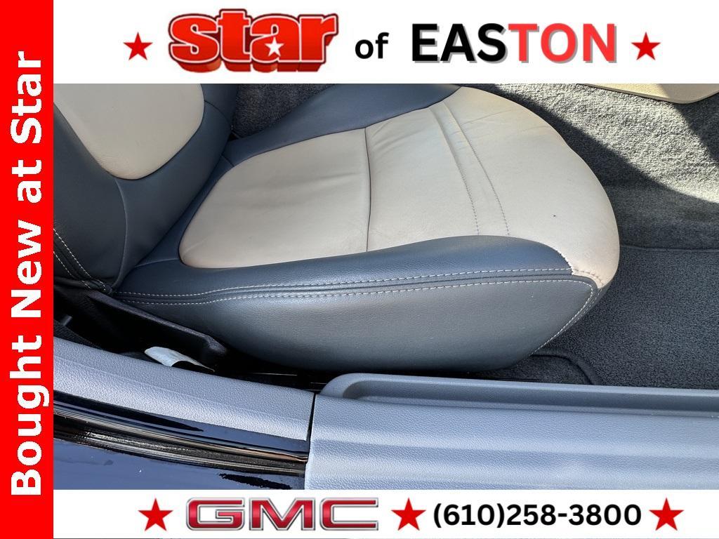 used 2007 Pontiac Solstice car, priced at $11,493