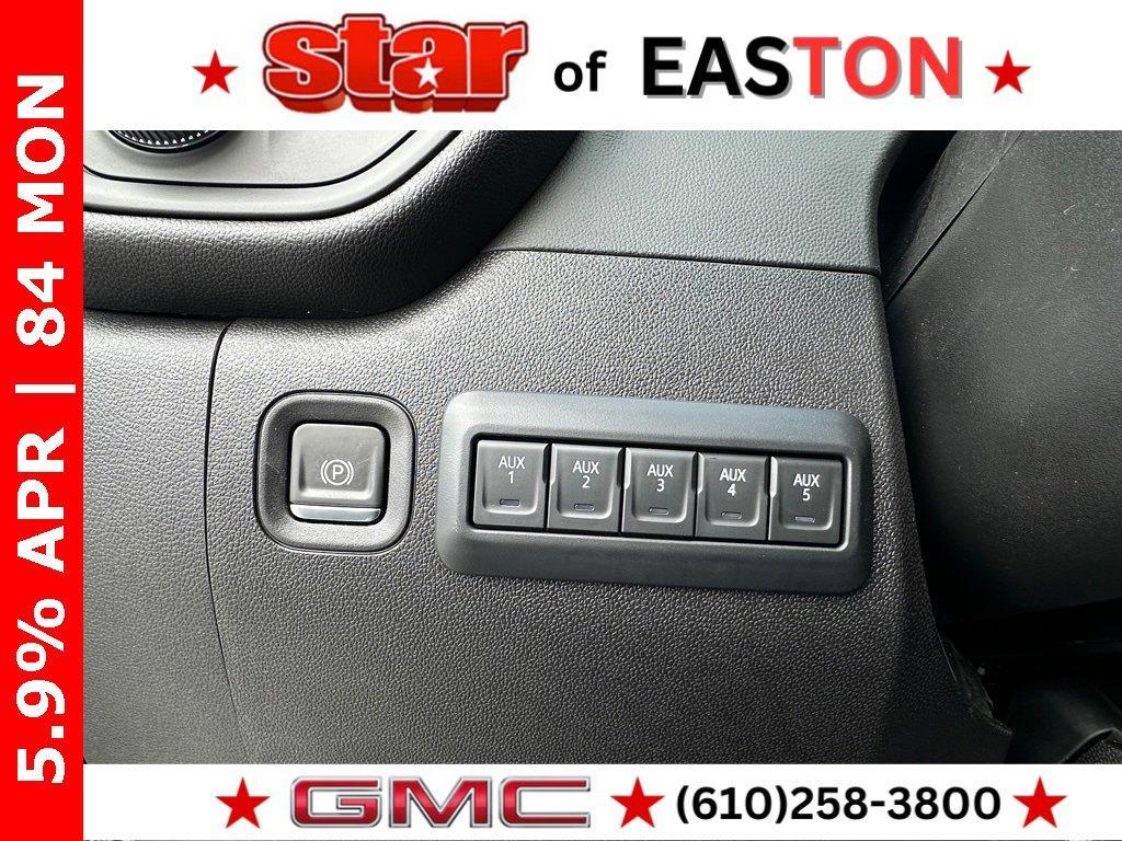 new 2025 GMC Sierra 2500 car, priced at $50,070