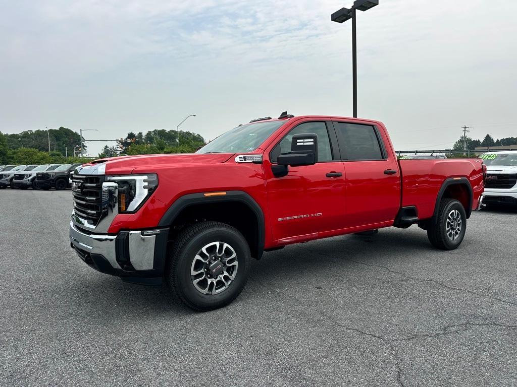 new 2025 GMC Sierra 3500 car, priced at $55,650