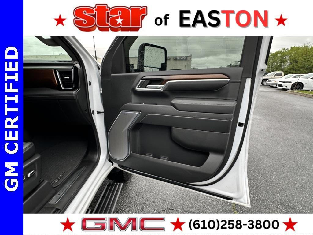 used 2024 GMC Sierra 2500 car, priced at $73,564