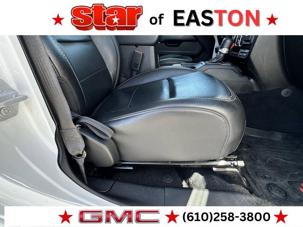 used 2020 Jeep Gladiator car, priced at $25,421