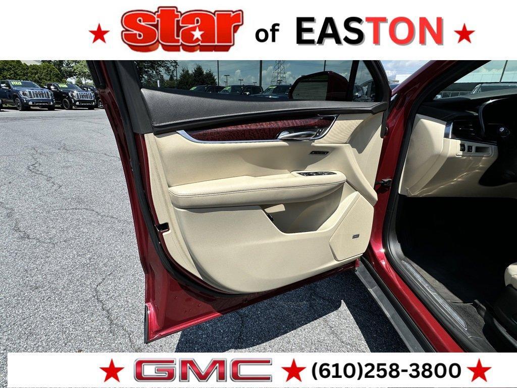 used 2019 Cadillac XT5 car, priced at $20,259