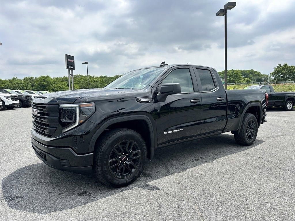 new 2025 GMC Sierra 1500 car, priced at $42,905