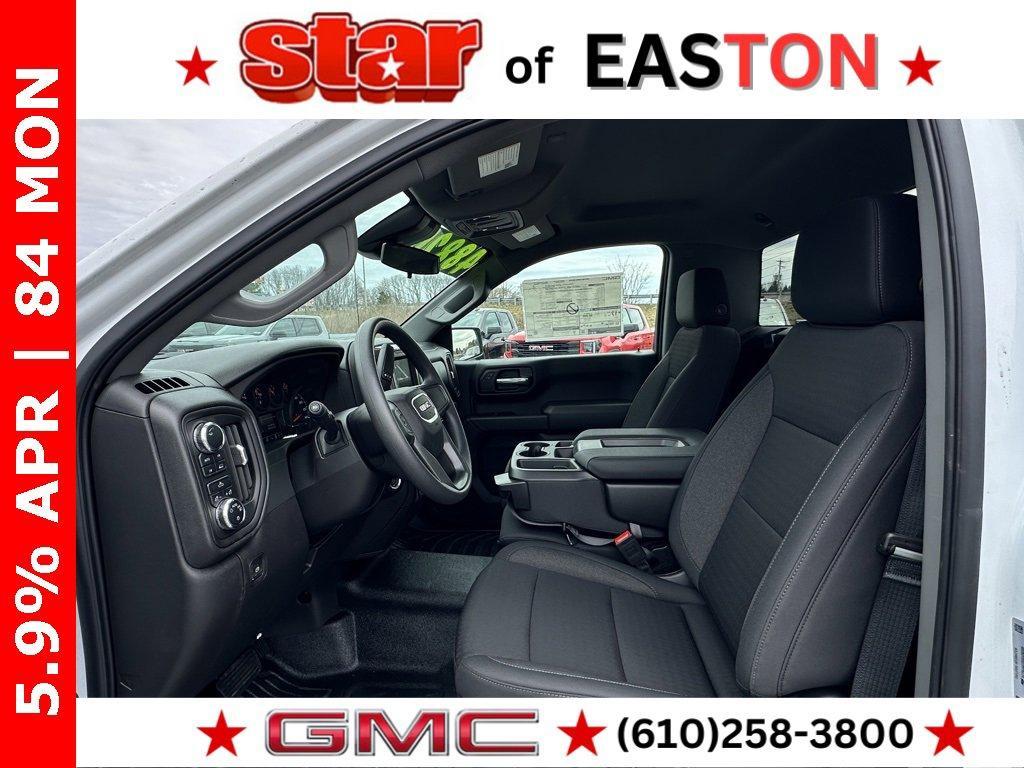 new 2025 GMC Sierra 1500 car, priced at $41,070