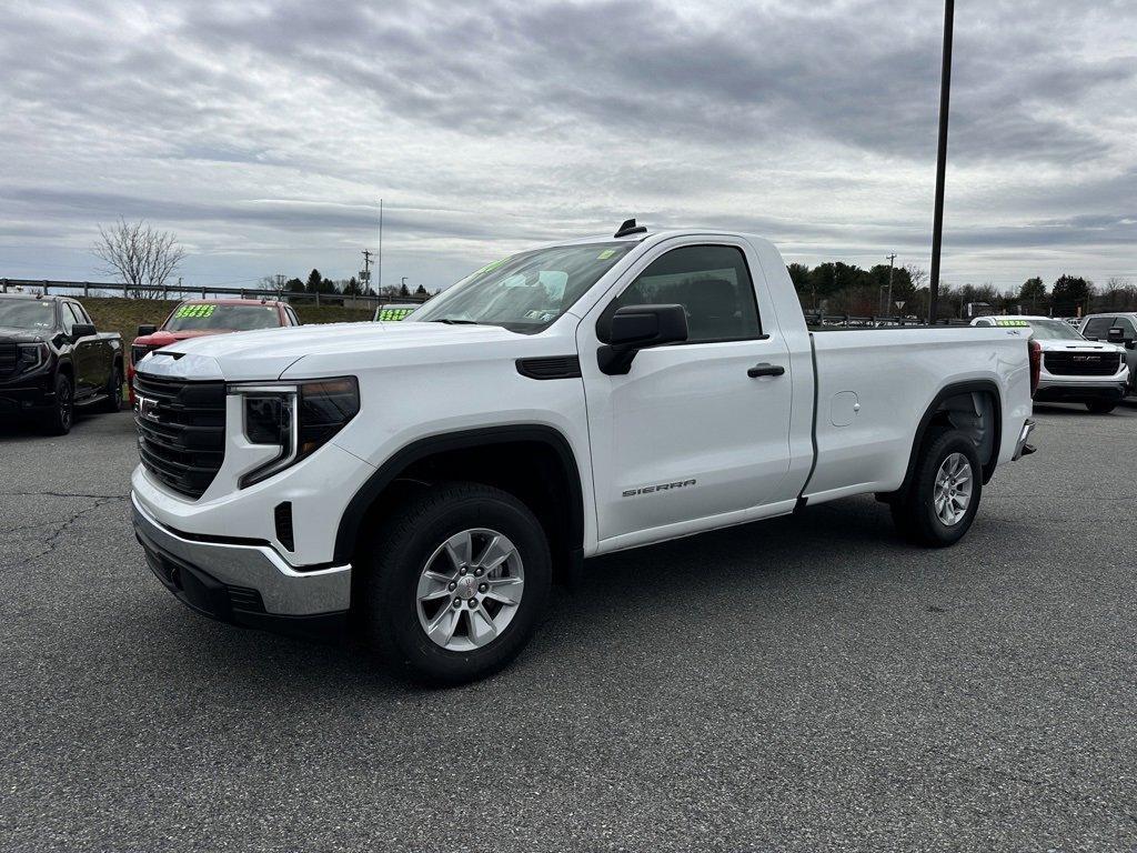 new 2025 GMC Sierra 1500 car, priced at $41,070