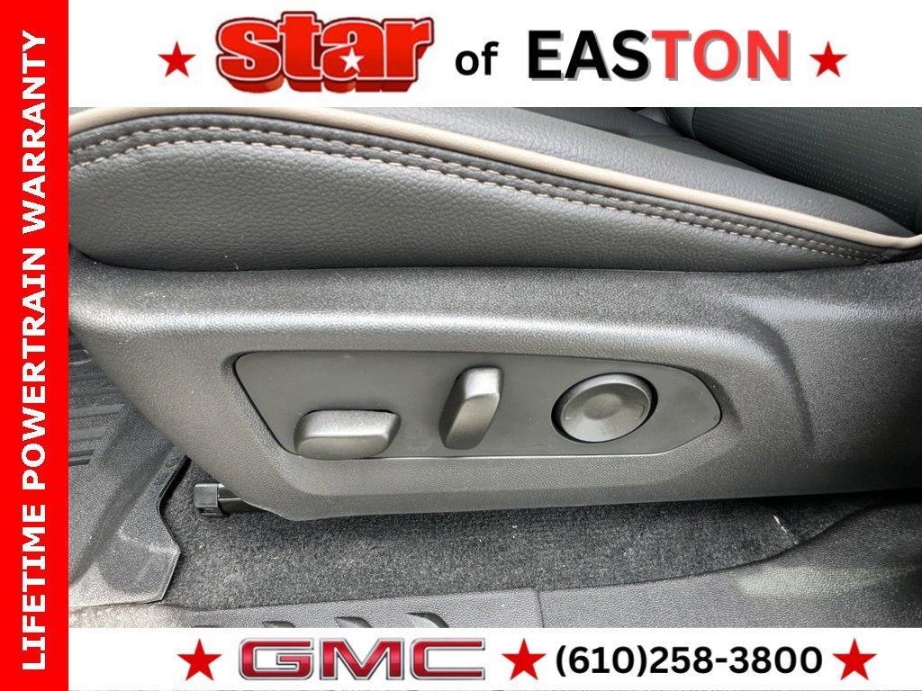 new 2025 GMC Canyon car, priced at $58,685