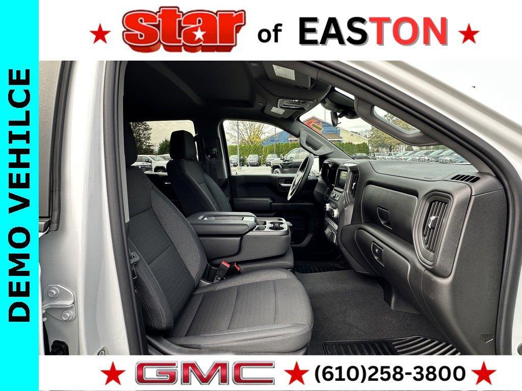 new 2026 GMC Sierra 1500 car, priced at $43,795