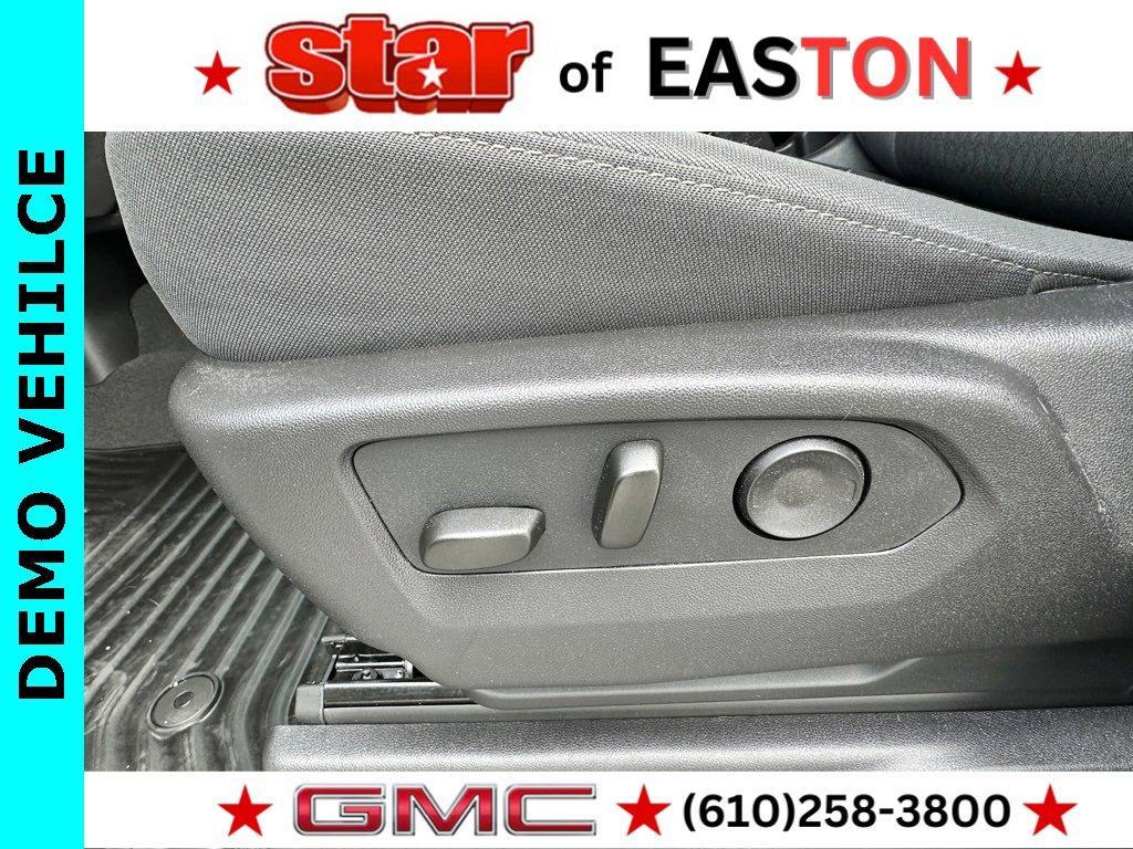 new 2026 GMC Sierra 1500 car, priced at $43,795