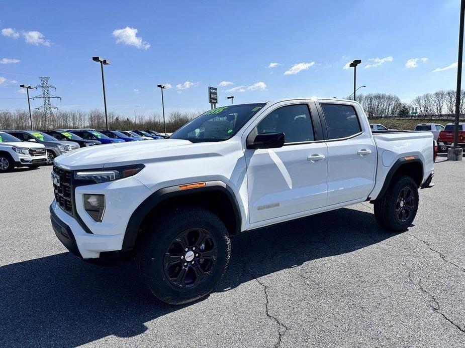 new 2024 GMC Canyon car