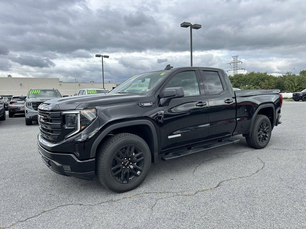 new 2025 GMC Sierra 1500 car, priced at $53,635