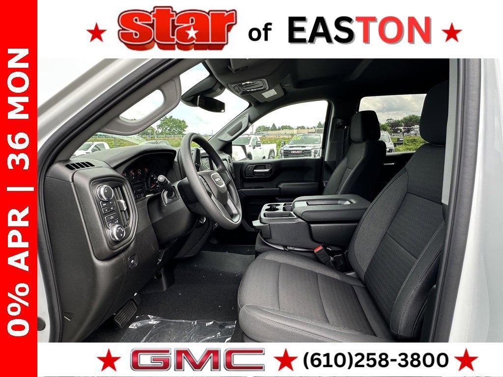 new 2025 GMC Sierra 1500 car, priced at $43,610