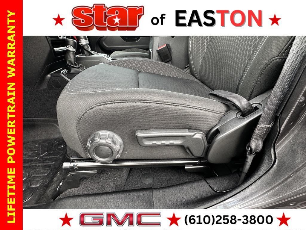 used 2021 Jeep Gladiator car, priced at $36,272