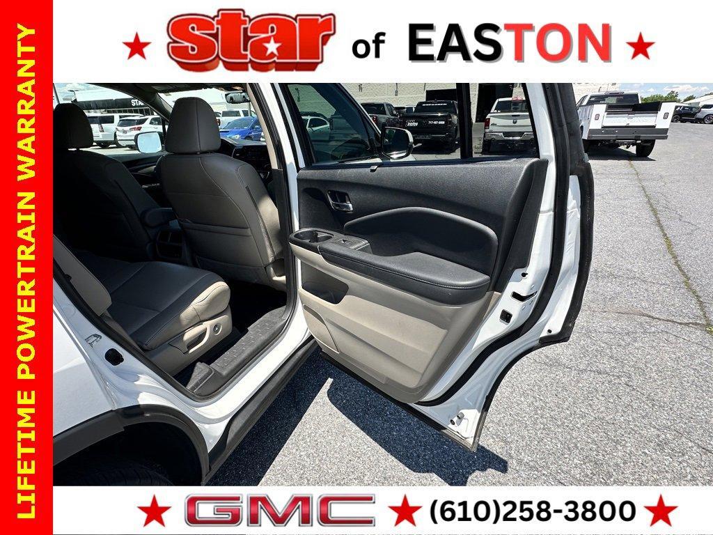 used 2021 Honda Pilot car, priced at $26,442