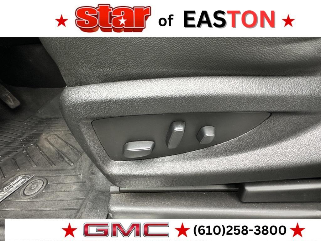 used 2020 GMC Yukon car, priced at $30,999
