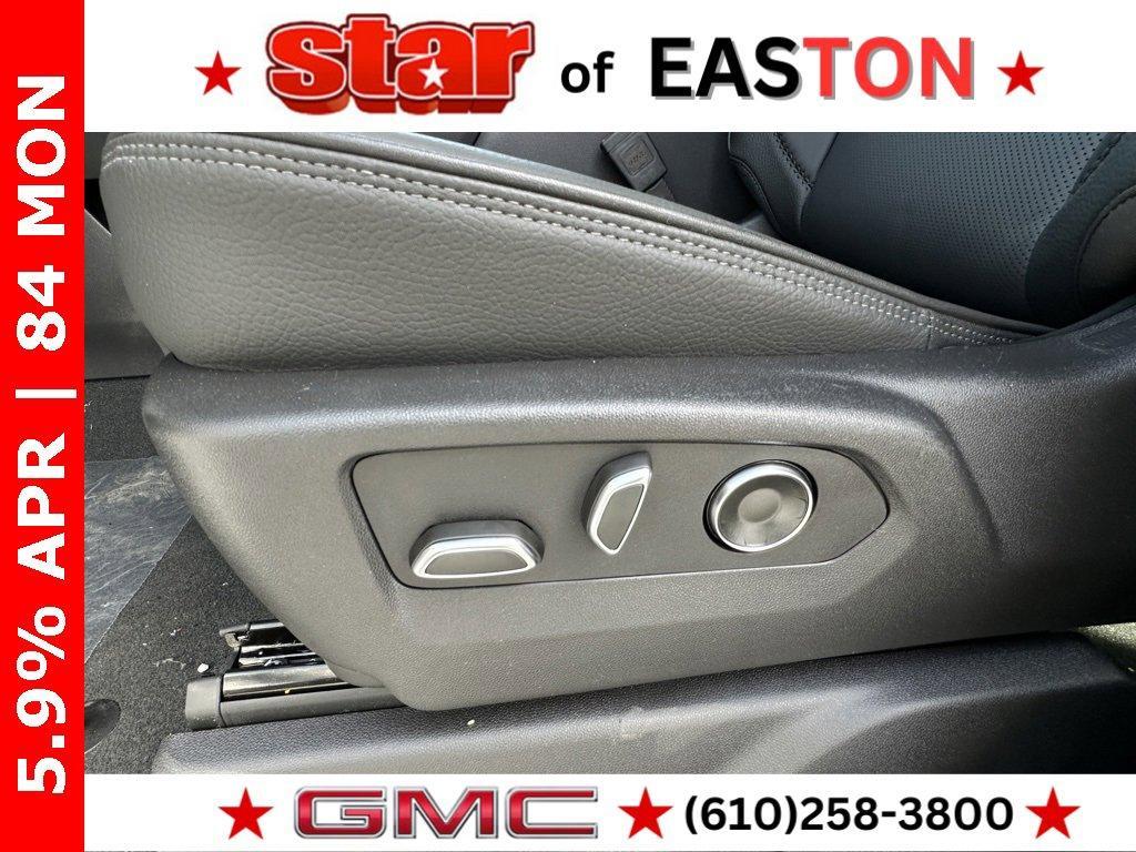 new 2025 GMC Sierra 1500 car, priced at $71,045