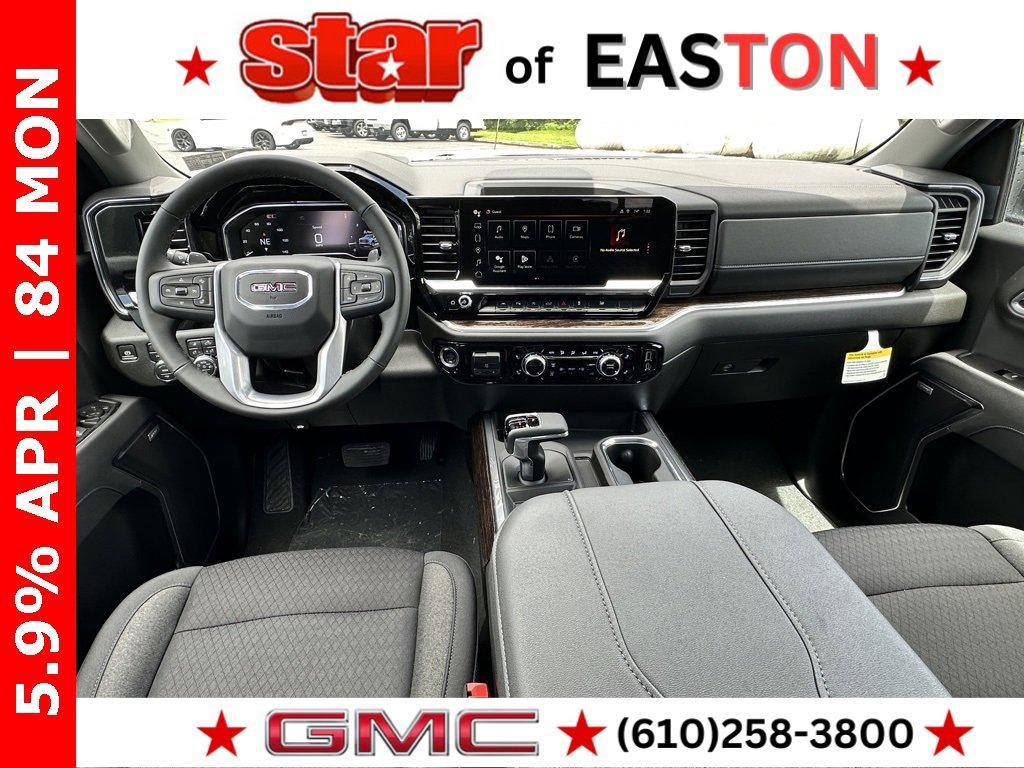 new 2025 GMC Sierra 1500 car, priced at $58,105