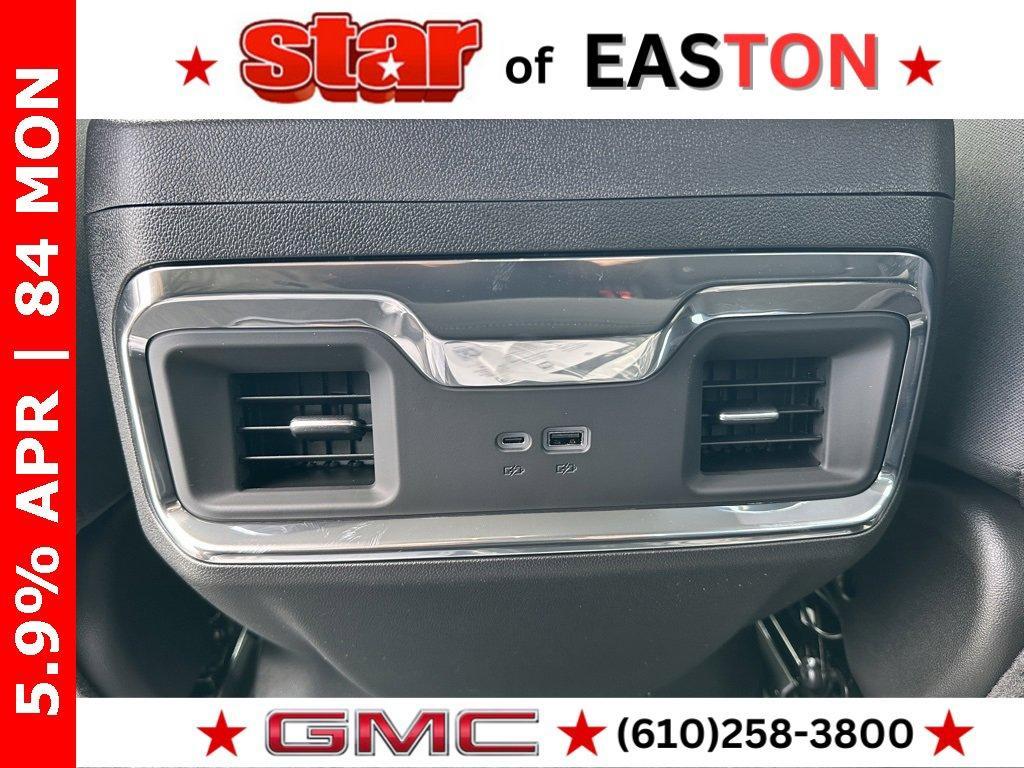 new 2025 GMC Sierra 1500 car, priced at $58,105