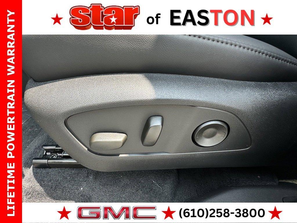 new 2025 GMC Acadia car, priced at $50,925