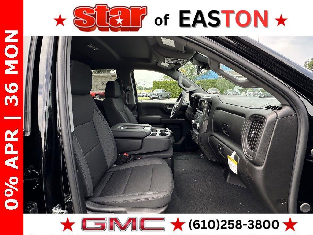 new 2025 GMC Sierra 1500 car, priced at $41,405