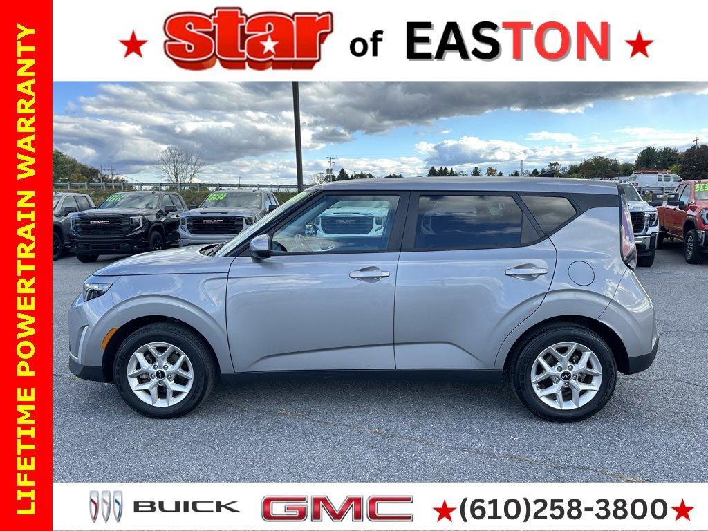 used 2023 Kia Soul car, priced at $18,556