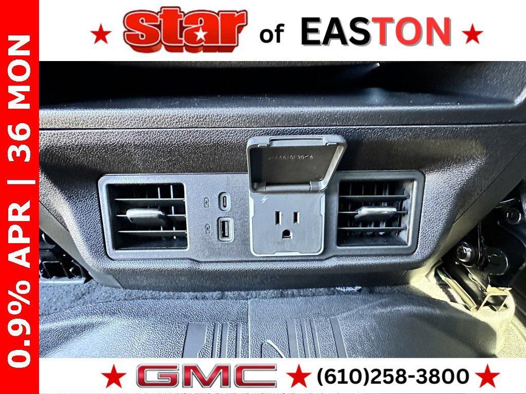 new 2026 GMC Sierra 1500 car, priced at $48,025