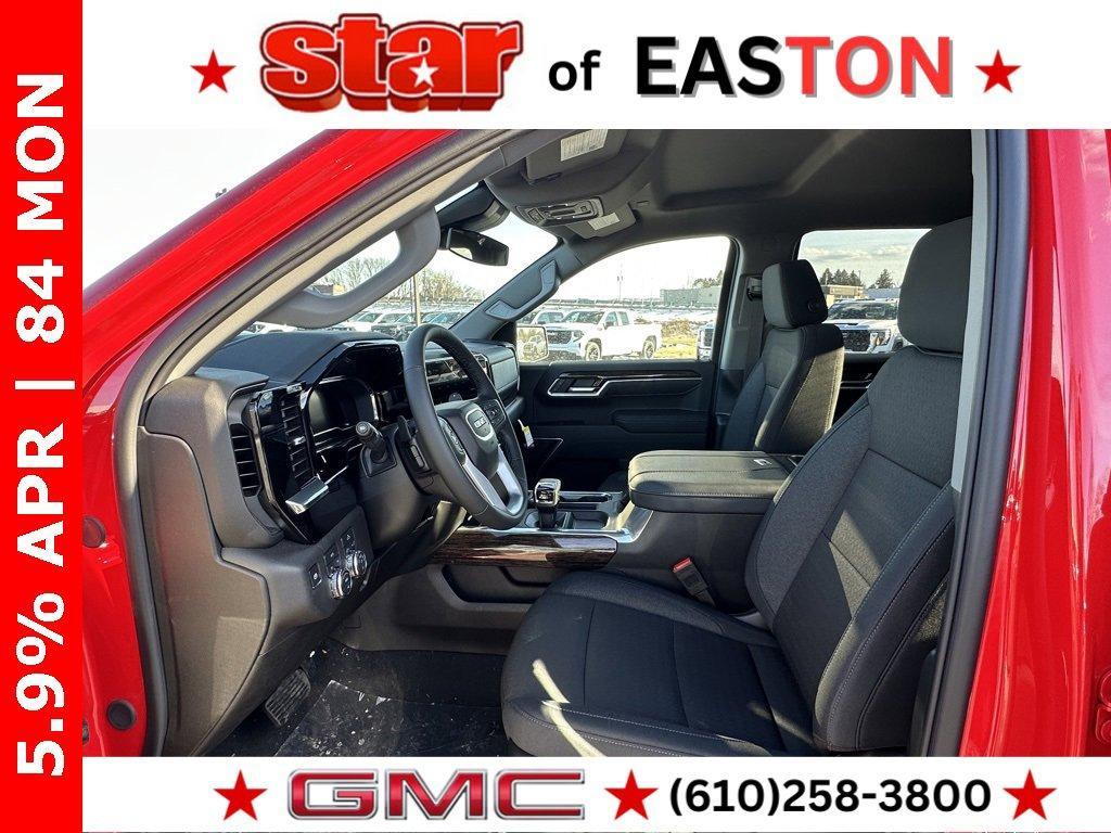 new 2025 GMC Sierra 1500 car, priced at $56,135